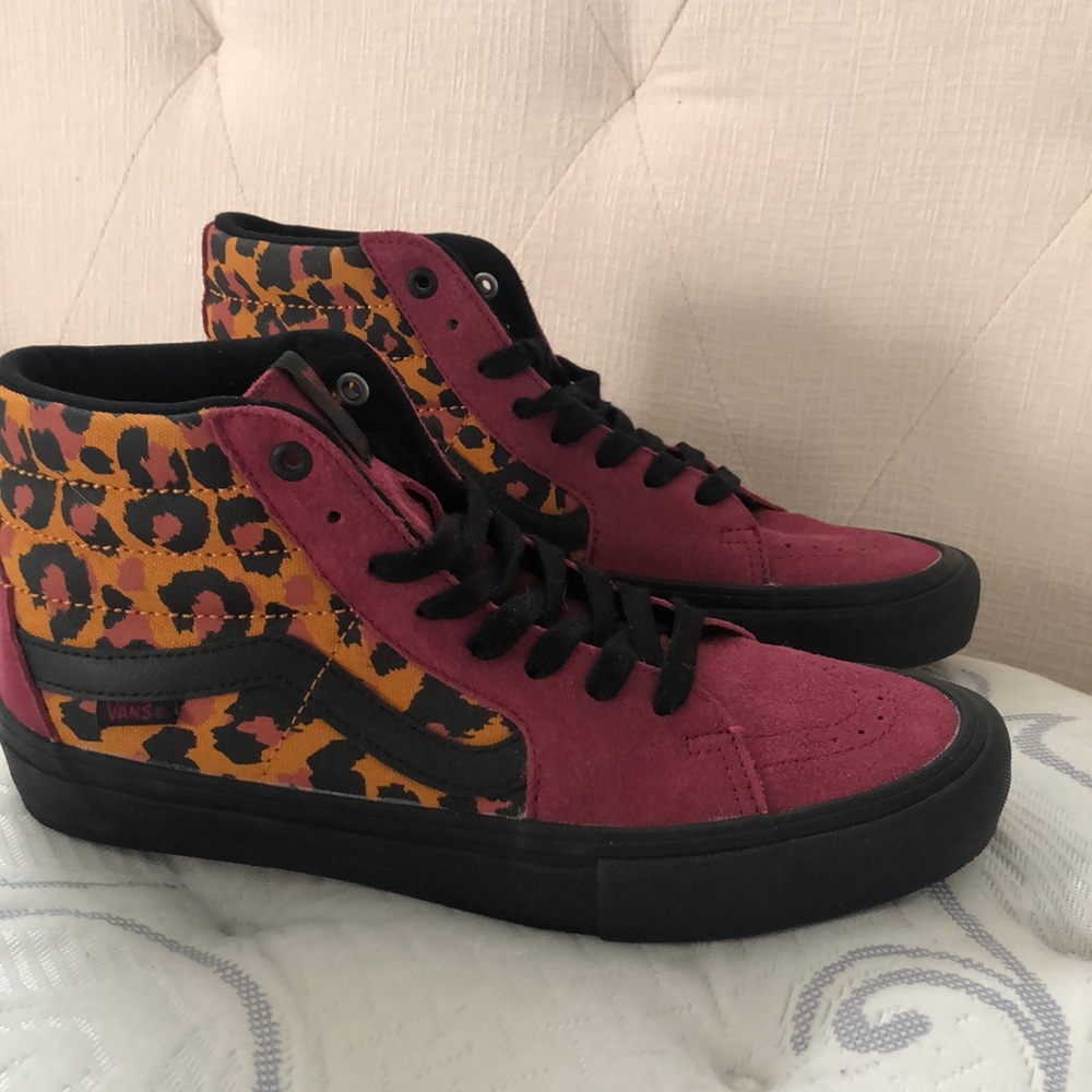 mens vans tennis shoes